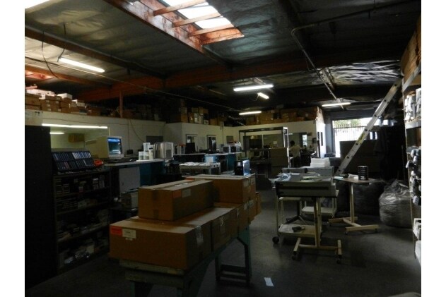 More Photos Of 900 W Hyde Park Blvd, Inglewood Warehouse For Lease