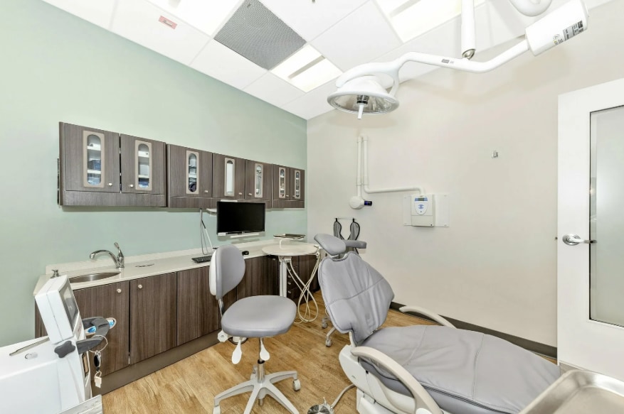 More Photos Of 6550 Mercantile Dr E, Frederick Medical For Sale