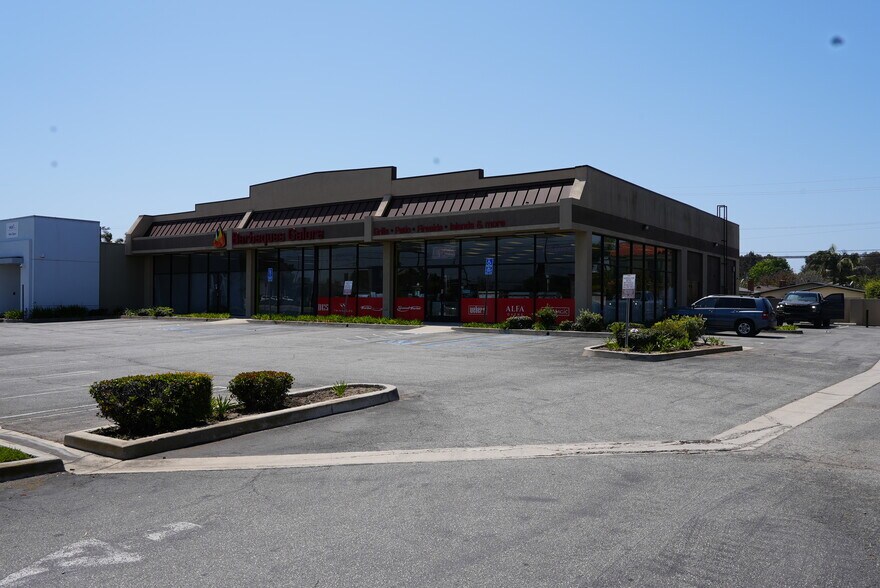 More Photos Of 18225 Hawthorne Blvd, Torrance Storefront Retail Office For Sale