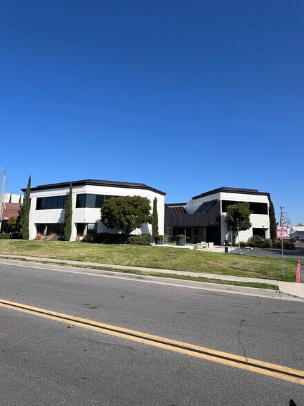 Primary Photo Of 2575 McCabe Way, Irvine Office For Lease