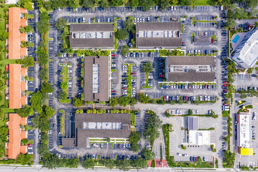 More Photos Of 11400-11440 N Kendall Dr, Miami Unknown For Lease