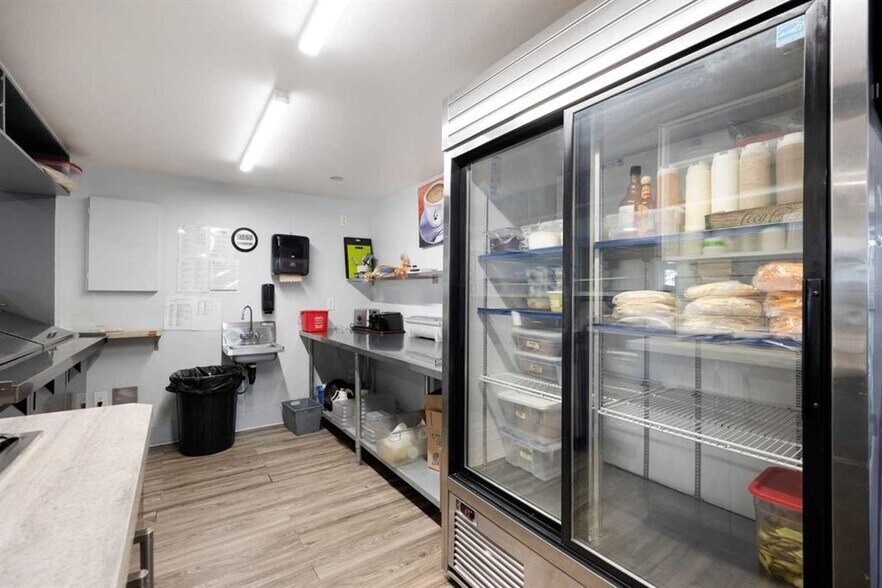 More Photos Of 10015 Main St, Fort McMurray Specialty For Sale