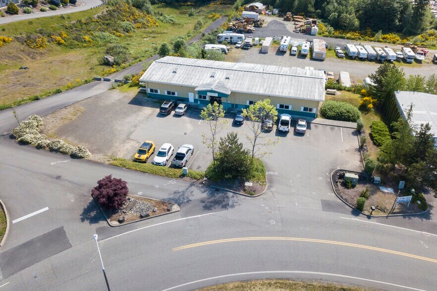 More Photos Of 1415 Lumsden Rd, Port Orchard Warehouse For Sale