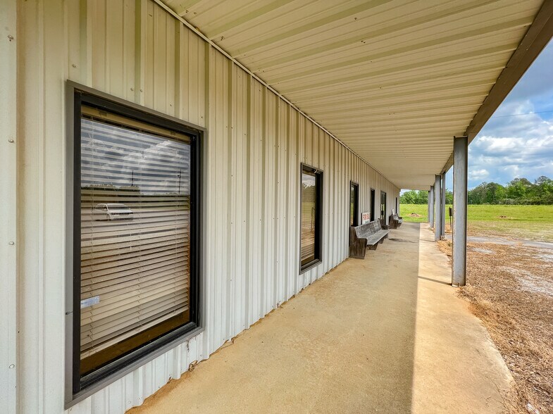 More Photos Of 1056 County Highway 35, Hamilton Supermarket For Sale