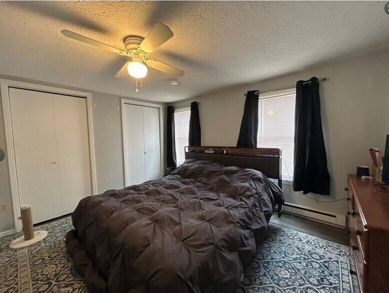 More Photos Of 401 E 4th St, Watkins Glen Restaurant For Sale