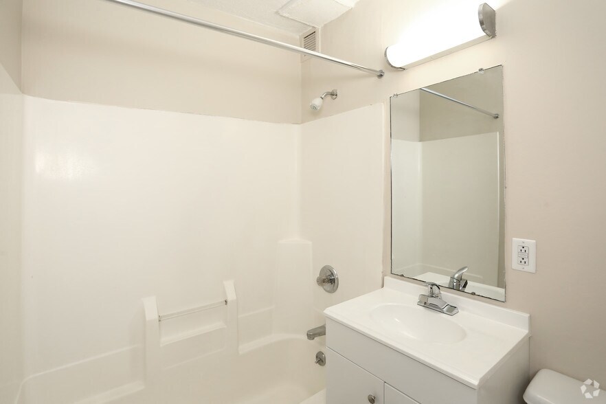 More Photos Of 600-628 Asylum Ave, Hartford Apartments For Lease