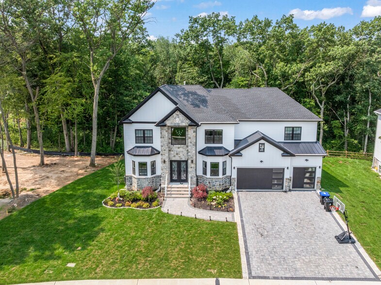 More Photos Of 8 Winthrop ct, East Brunswick Land For Sale