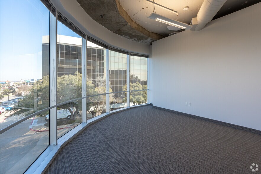 More Photos Of 10100 N Central Expy, Dallas Office For Lease