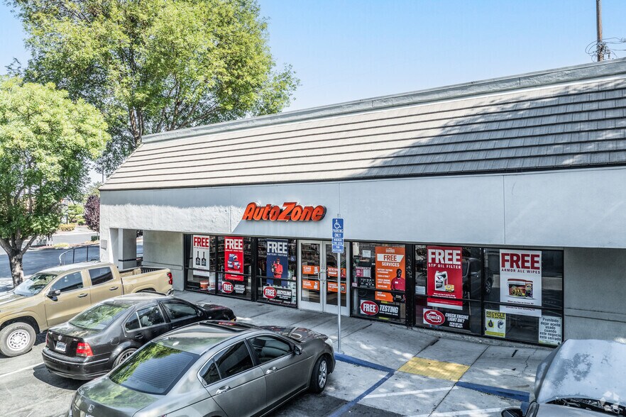 More Photos Of 2595 Main St, Oakley Auto Repair For Sale