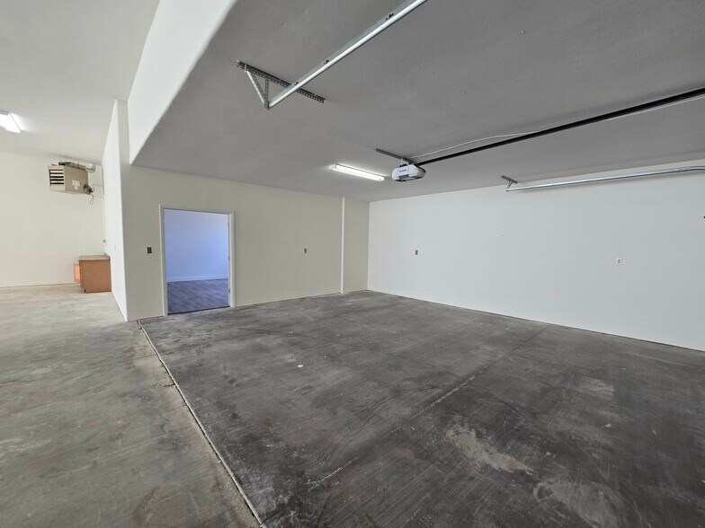 More Photos Of 3760 E Airport Dr, Rimrock Specialty For Sale