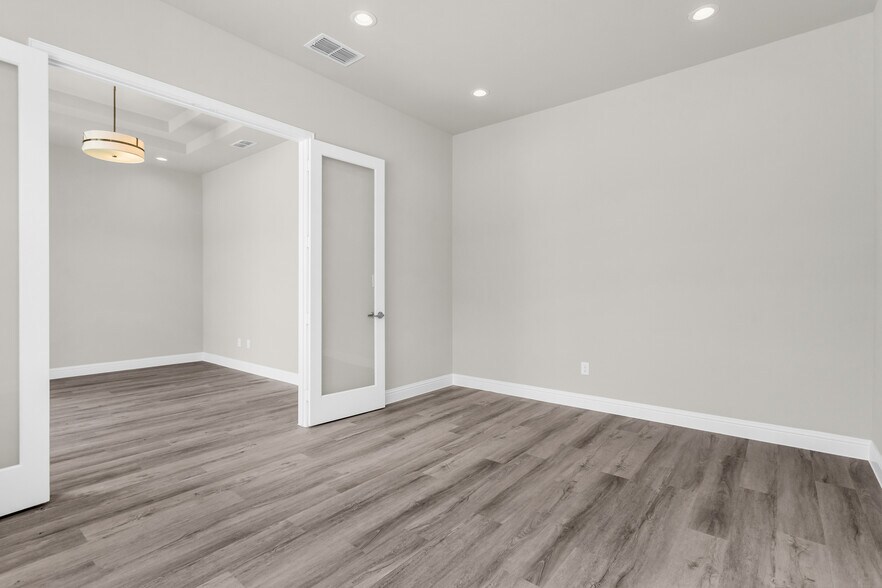 More Photos Of 6000 Alma Rd, McKinney Office For Lease