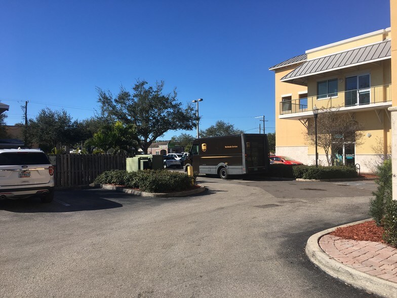 More Photos Of 701 S Howard Ave, Tampa Storefront Retail Office For Lease