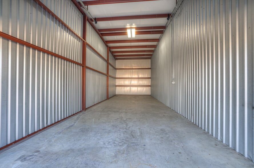 More Photos Of 1361 Wald Rd, New Braunfels Industrial For Sale