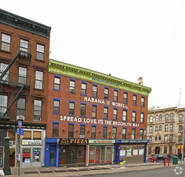 More Photos Of 692 Fulton St, Brooklyn Apartments For Lease