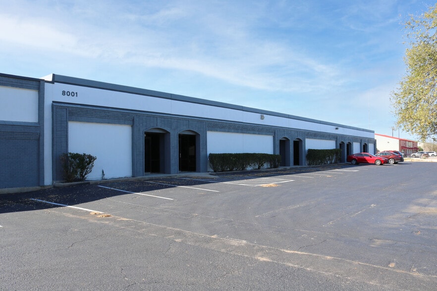 More Photos Of 8001 Mainland Dr, San Antonio Manufacturing For Lease