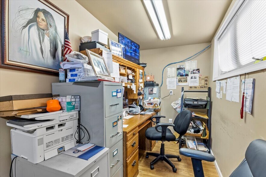 More Photos Of 232 W Moorestown Rd, Wind Gap Restaurant For Sale