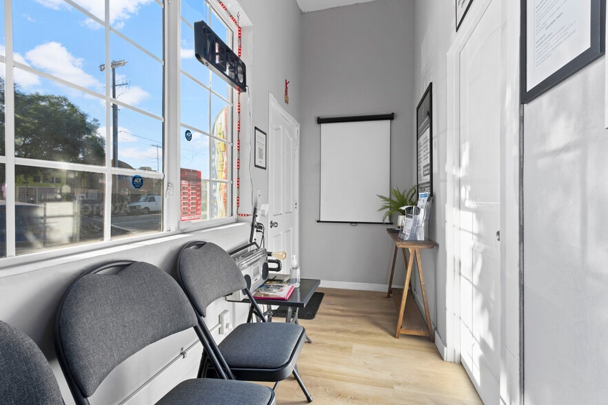 More Photos Of 2313 E 1st St, Los Angeles Storefront Retail Residential For Sale
