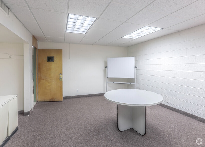 More Photos Of 11000 W McNichols Rd, Detroit Office Residential For Lease
