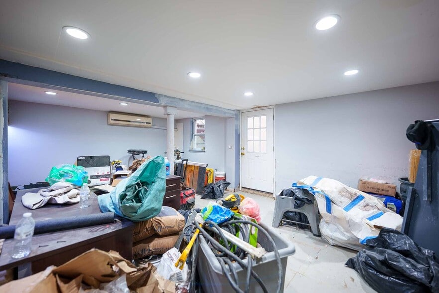 More Photos Of , Flushing Unknown For Sale