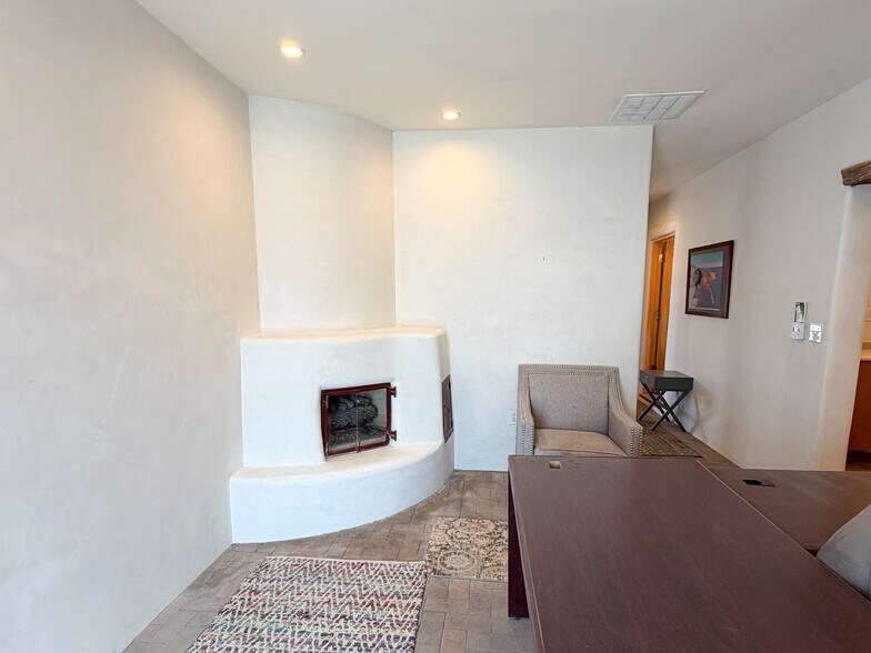 More Photos Of 4650 Corrales Rd, Corrales Medical For Sale
