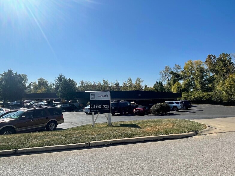 More Photos Of 301 Sovereign Ct, Manchester Medical For Lease