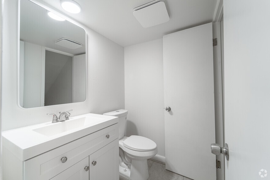 More Photos Of 311-357 Gulfstream Rd, Dania Apartments For Sale