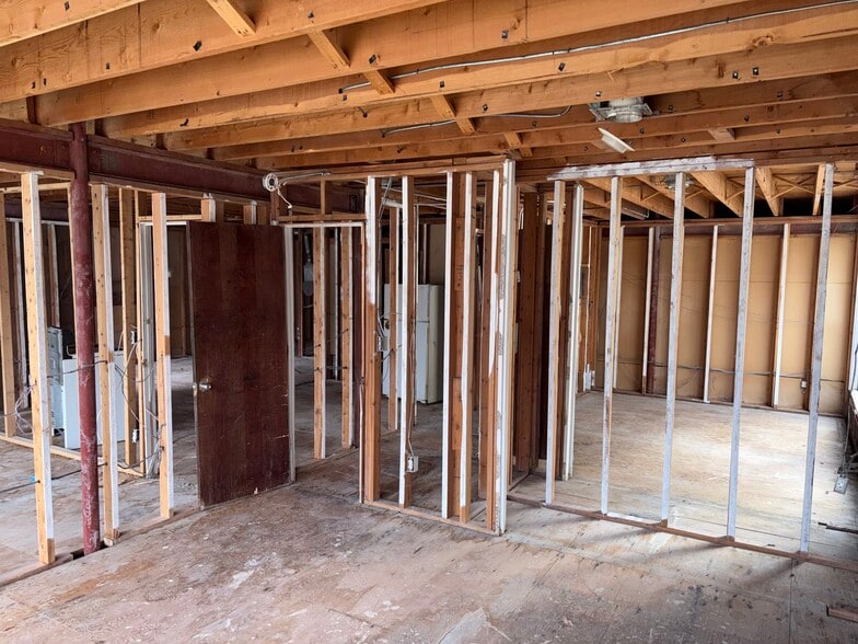 More Photos Of 416 Perrin St, Ypsilanti Apartments For Sale