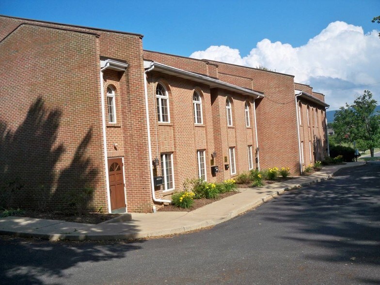 More Photos Of 1344-1374 S Atherton St, State College Office For Sale