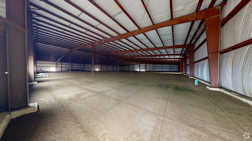 More Photos Of 300 Hammontree Dr, Morenci Warehouse For Sale