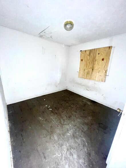 More Photos Of 4848 Conner Rd, Columbus Apartments For Sale