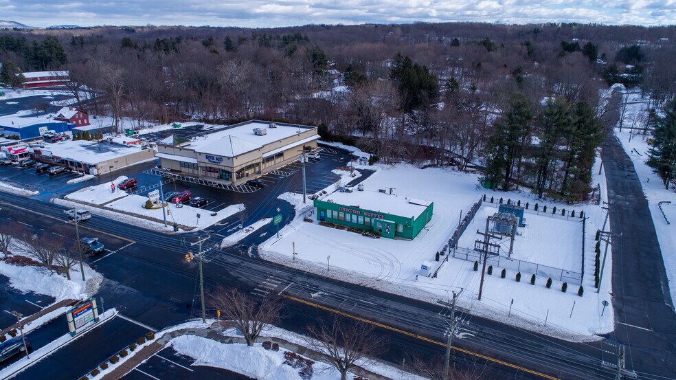 Primary Photo Of 944 S Main St, Cheshire Restaurant For Sale