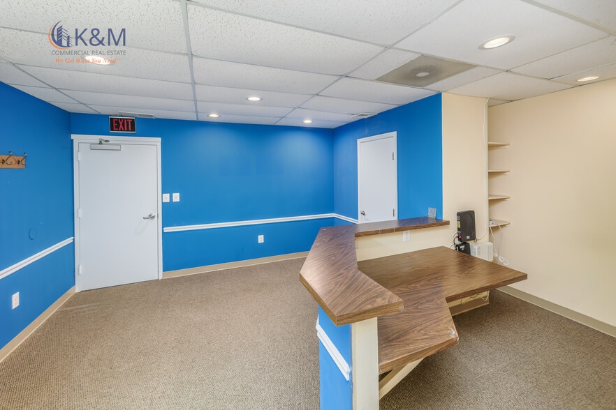 More Photos Of 6120 Brandon Ave, Springfield Medical For Sale