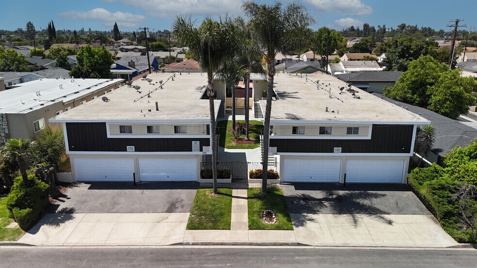 More Photos Of 7306-7312 Neo St, Downey Apartments For Sale