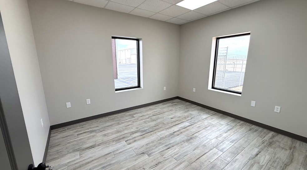 More Photos Of 3001 County 1279 rd, Midland Warehouse For Lease