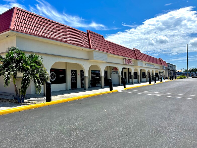 More Photos Of 1404 Del Prado Blvd S, Cape Coral Storefront Retail Office For Sale