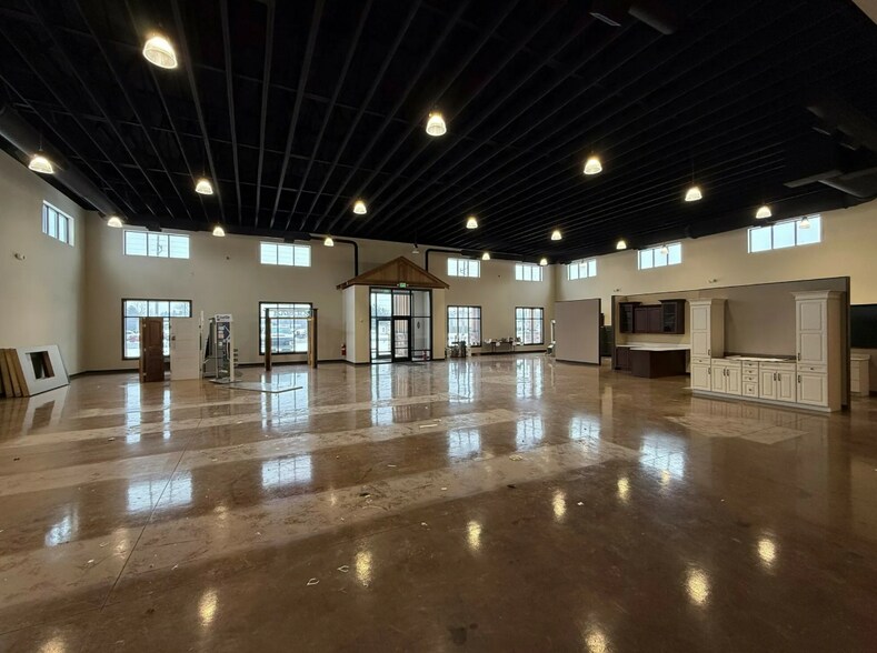 More Photos Of 1229 S Halleck St, Demotte Freestanding For Sale