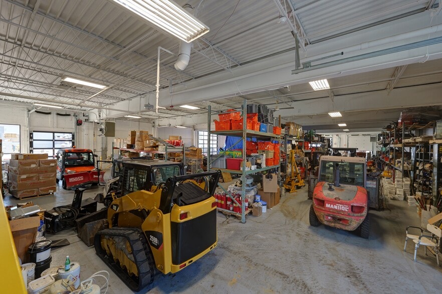 More Photos Of 1200 Springfield Rd, Union Township Warehouse For Lease