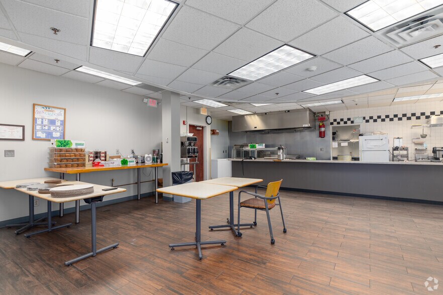 More Photos Of 80 Cottontail Ln, Somerset Office For Sale