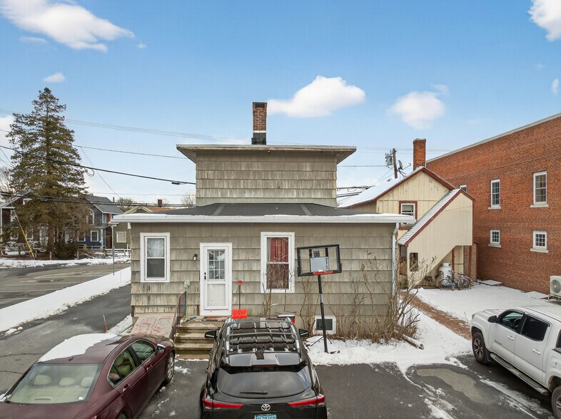 More Photos Of 5-13 W Main St, Clinton Storefront Retail Office For Sale