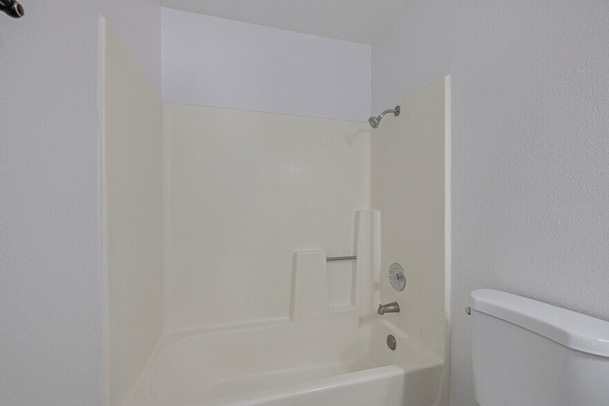 More Photos Of 126 E 1st North St, Mesquite Multifamily For Sale