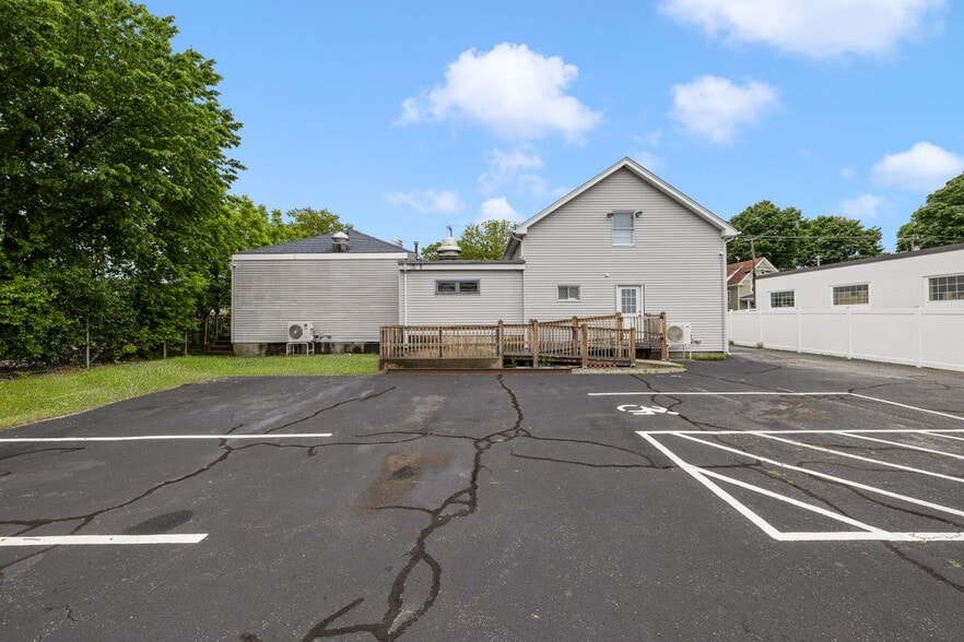 More Photos Of 84-86 Kilvert St, Warwick Restaurant For Sale