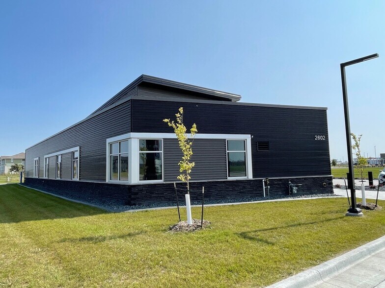More Photos Of 2602 34th S st, Moorhead Office For Lease