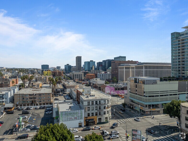 More Photos Of 3923 W 6th St, Los Angeles Office For Lease