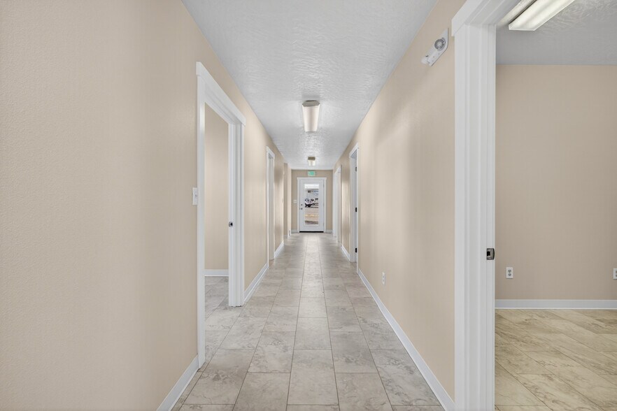 More Photos Of 619 Diagonal St, Clarkston Medical For Sale