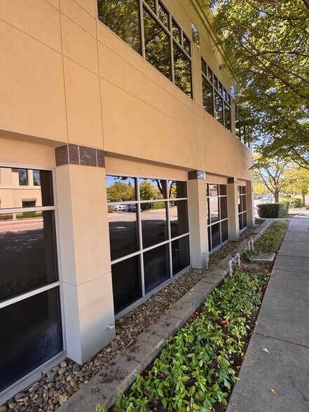 More Photos Of 3415 Brookside Rd, Stockton Office For Sale