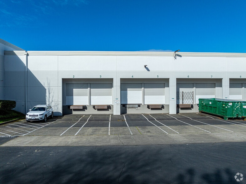 More Photos Of 6242-6250 S 196th St, Kent Warehouse For Lease