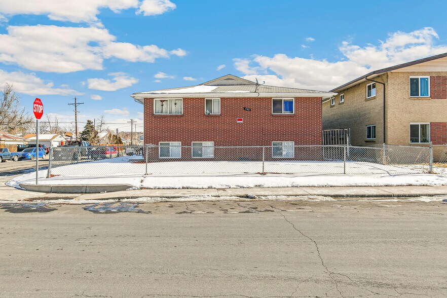 More Photos Of 1592 Lansing St, Aurora Apartments For Sale