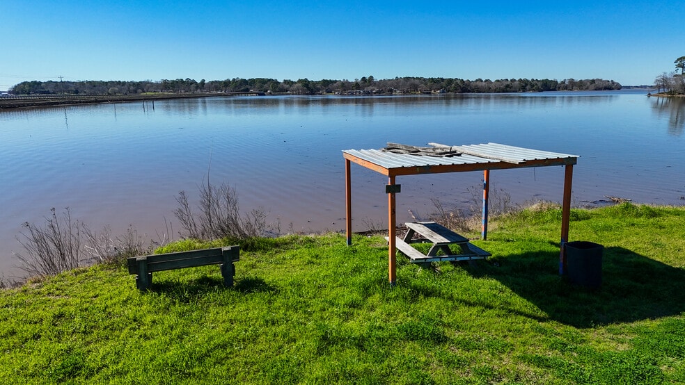 More Photos Of 116 Steinback Ave, Trinity Marina For Sale