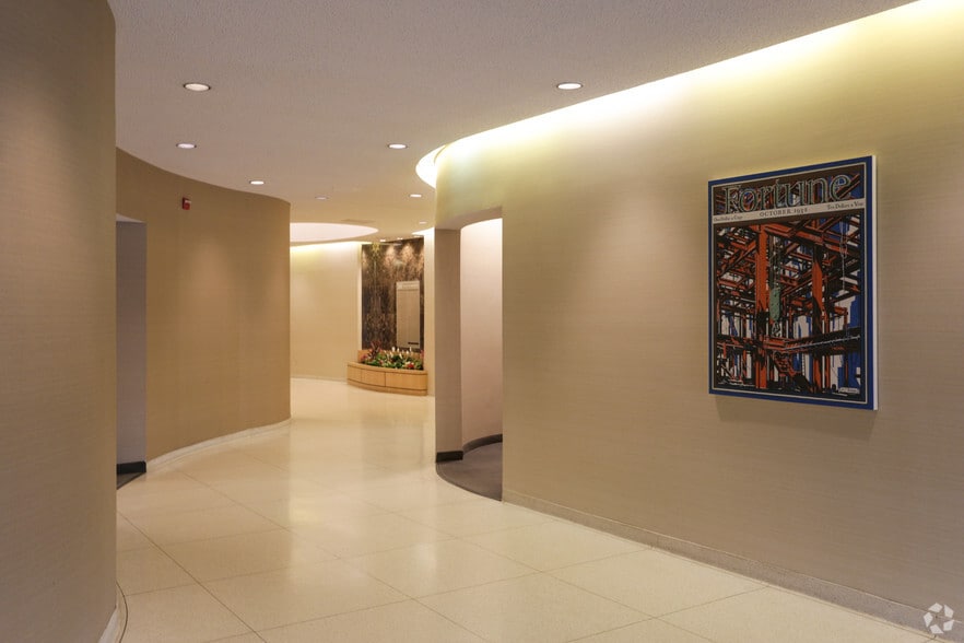 More Photos Of 580 White Plains Rd, Tarrytown Office For Sale