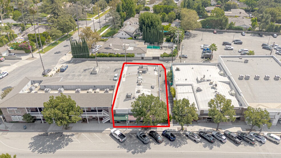 More Photos Of 2040-2050 Huntington Dr, San Marino Storefront For Sale